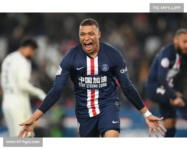 五大联赛评分最高球员分析：哈兰德与姆巴佩的巅峰对决与表现探讨