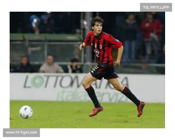 卡卡为何选择在中场发挥影响力而非前锋位置的深度解析